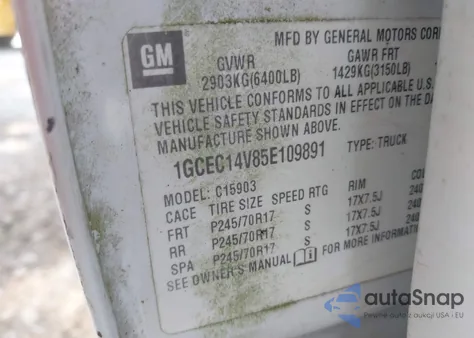 2005 Chevrolet Silverado 1500 Work Truck z USA, uszkodzony, nr VIN 1GCEC14V85E109891